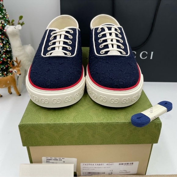 Men’s Gucci, GG monogram low top sneakers size 12 made in Italy. - Picture 4 of 7